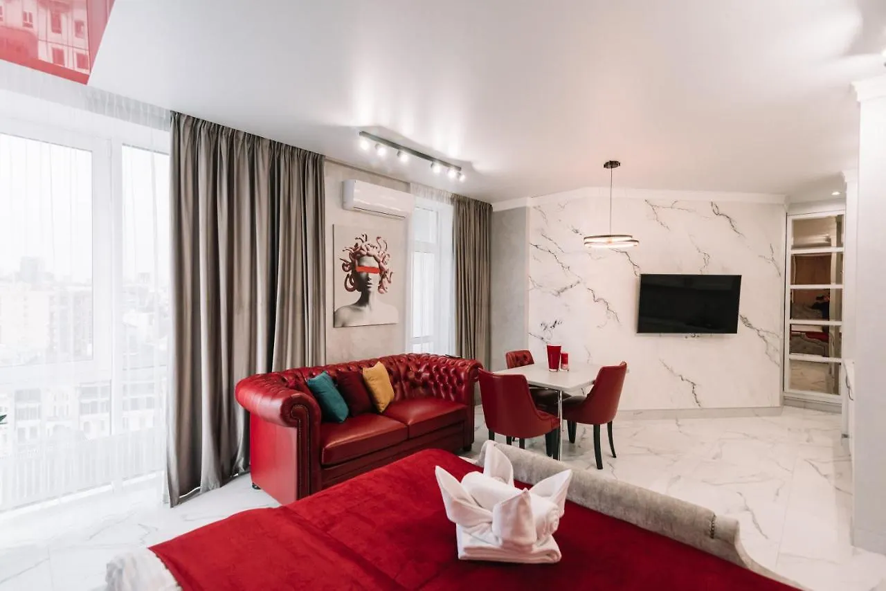 Royal Tower Vip Smart Apartments 4 Kiev 0*,